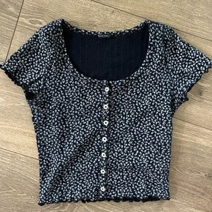 Brandy melville floral t-shirt